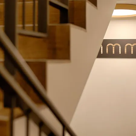 Amira Ca' Argento Premium In Center *