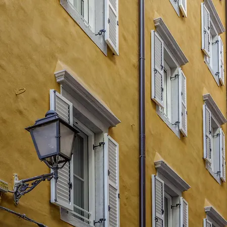 Amira Ca' Argento Premium In Center