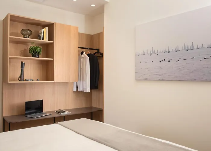 Amira Ca' Argento Premium In Center *